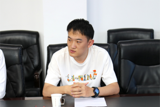 免费色情小说