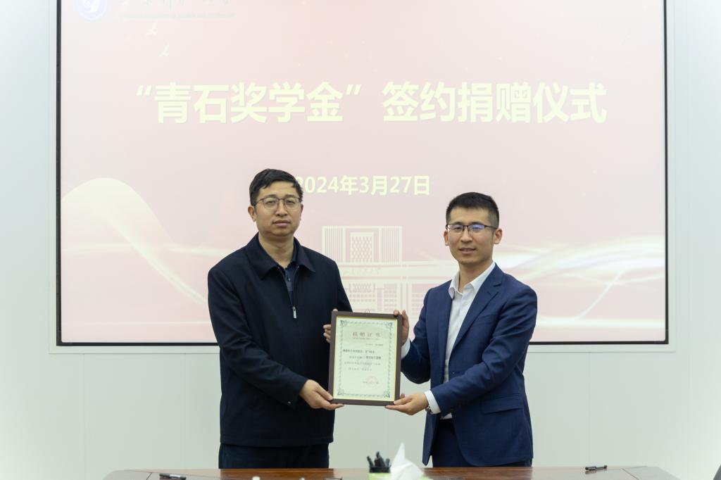 免费色情小说