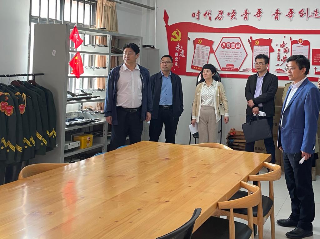 免费色情小说