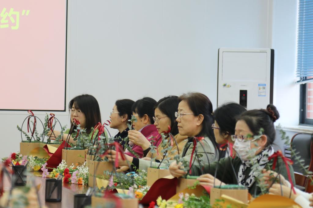 免费色情小说