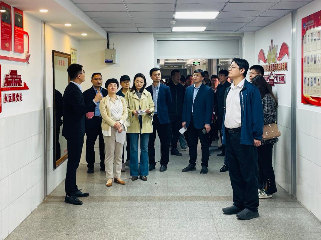 免费色情小说