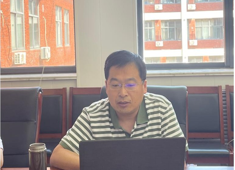 免费色情小说