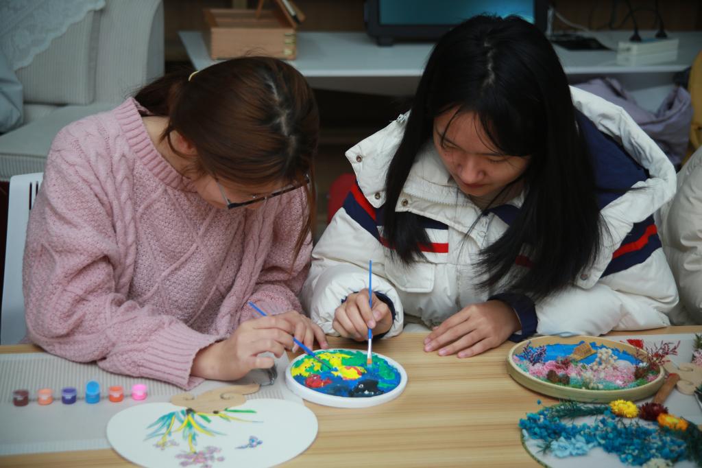 免费色情小说