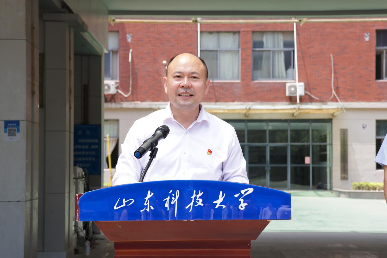 免费色情小说