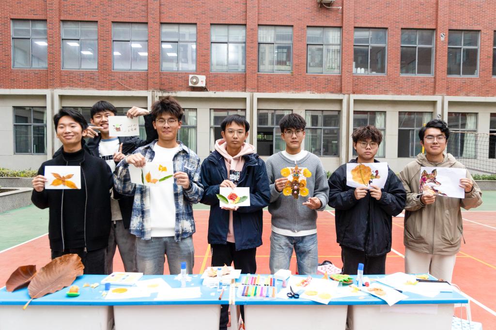 免费色情小说