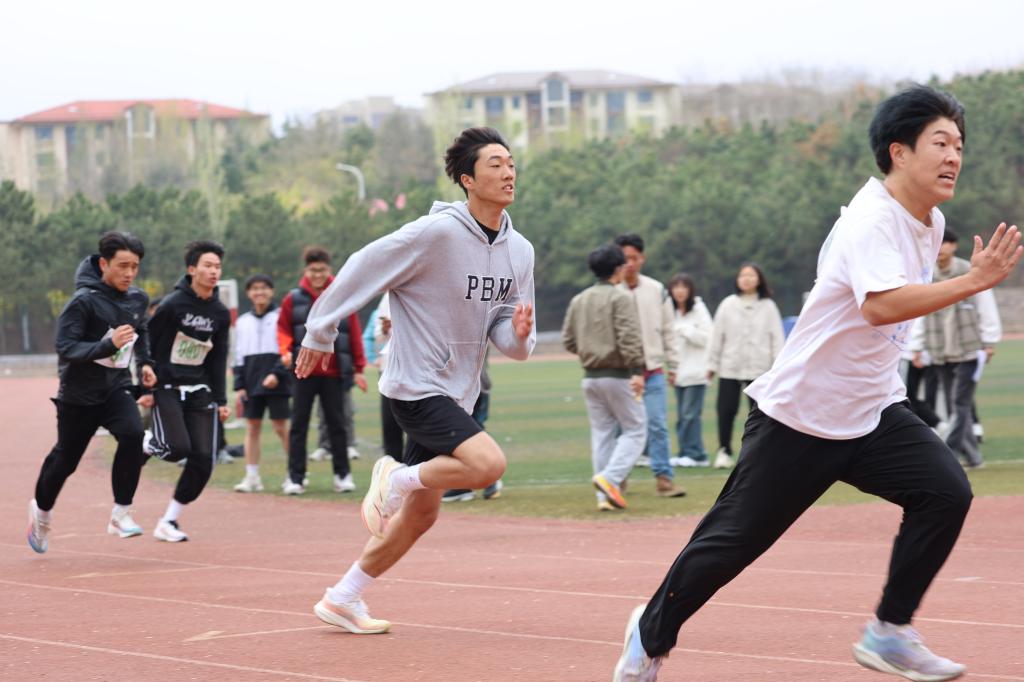 免费色情小说