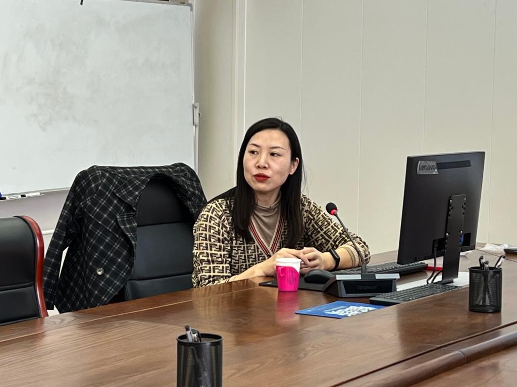 免费色情小说